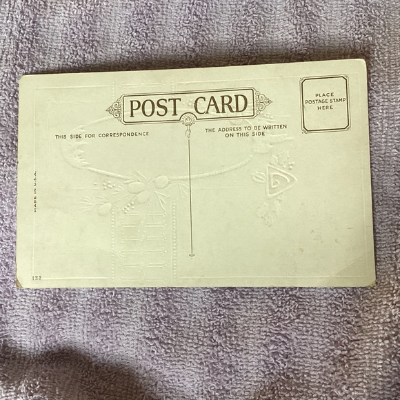 New Vintage Christmas Postcard Auld Lang Syne Winter Scene Pinecones Holly - Picture 6 of 9